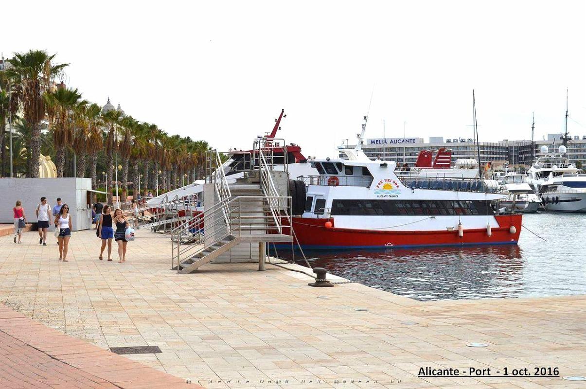 Alicante- Passeo et port 077.JPG